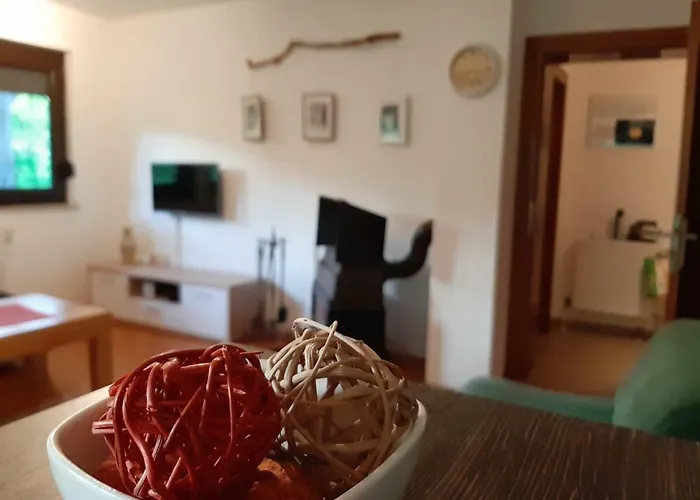 Private Place, Boca Bihać